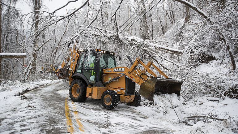 ΗΠΑ: Τους 34 έφτασαν οι νεκροί από την κακοκαιρία – Σχεδόν 500.000 νοικοκυριά ακόμη χωρίς ρεύμα